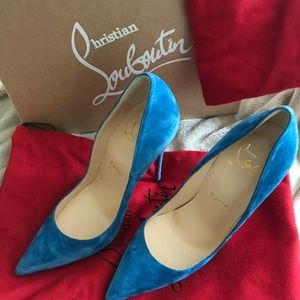Woman’s Christian Louboutin Heels!